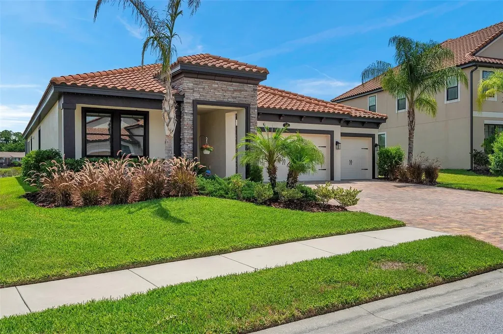 1921 Via Lago Drive Lakeland FL 33810