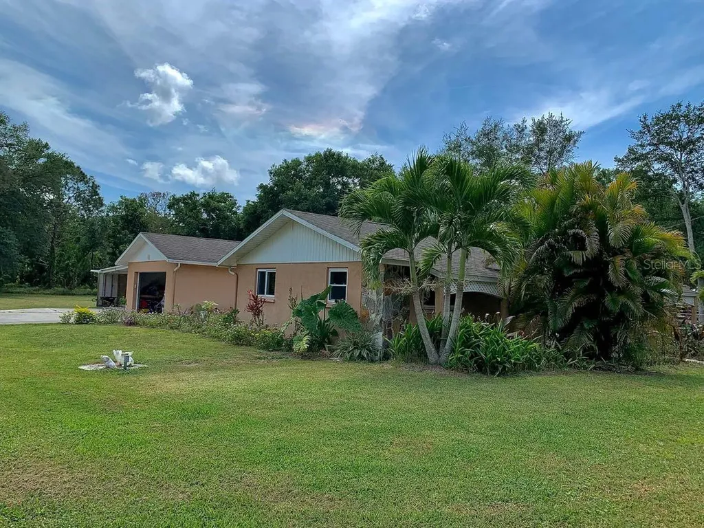 6946 Curlew Street Sarasota FL 34241