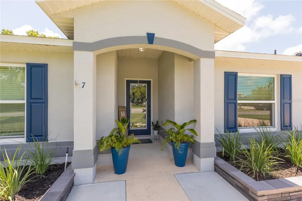 7 Lancaster Lane Palm Coast FL 32137