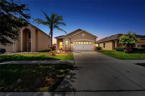 13239 Waterford Castle Drive Dade City FL 33525