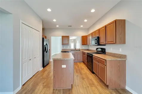 13239 Waterford Castle Drive Dade City FL 33525