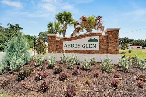 13239 Waterford Castle Drive Dade City FL 33525