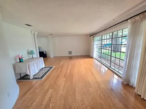 4096 Summerwood Avenue Orlando FL 32812