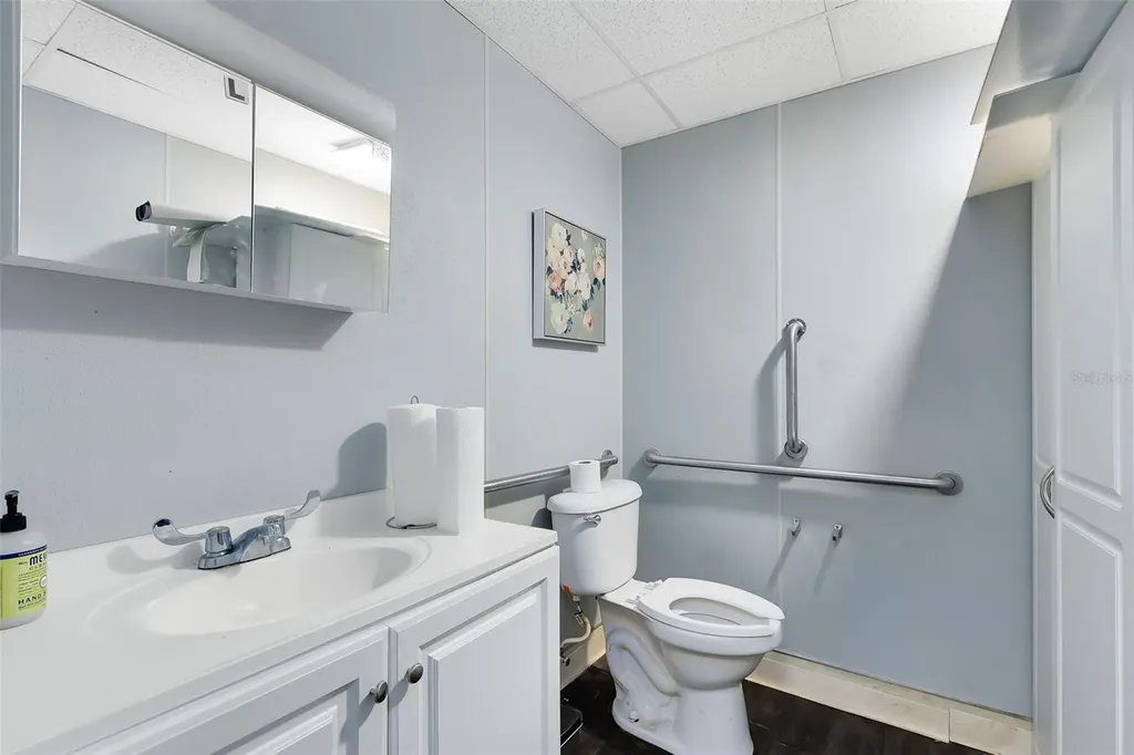 2585 Jmt Industrial Drive Apopka FL 32703