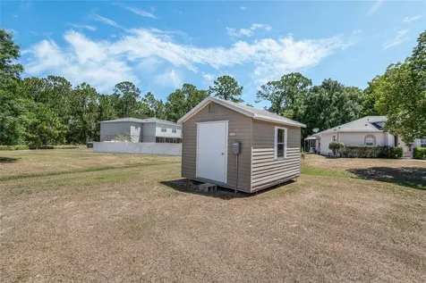 933 Van Loon Court Kissimmee FL 34758