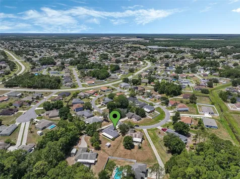 933 Van Loon Court Kissimmee FL 34758