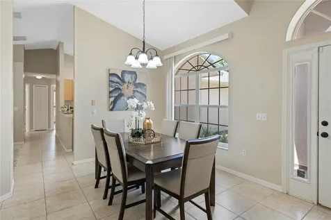 933 Van Loon Court Kissimmee FL 34758