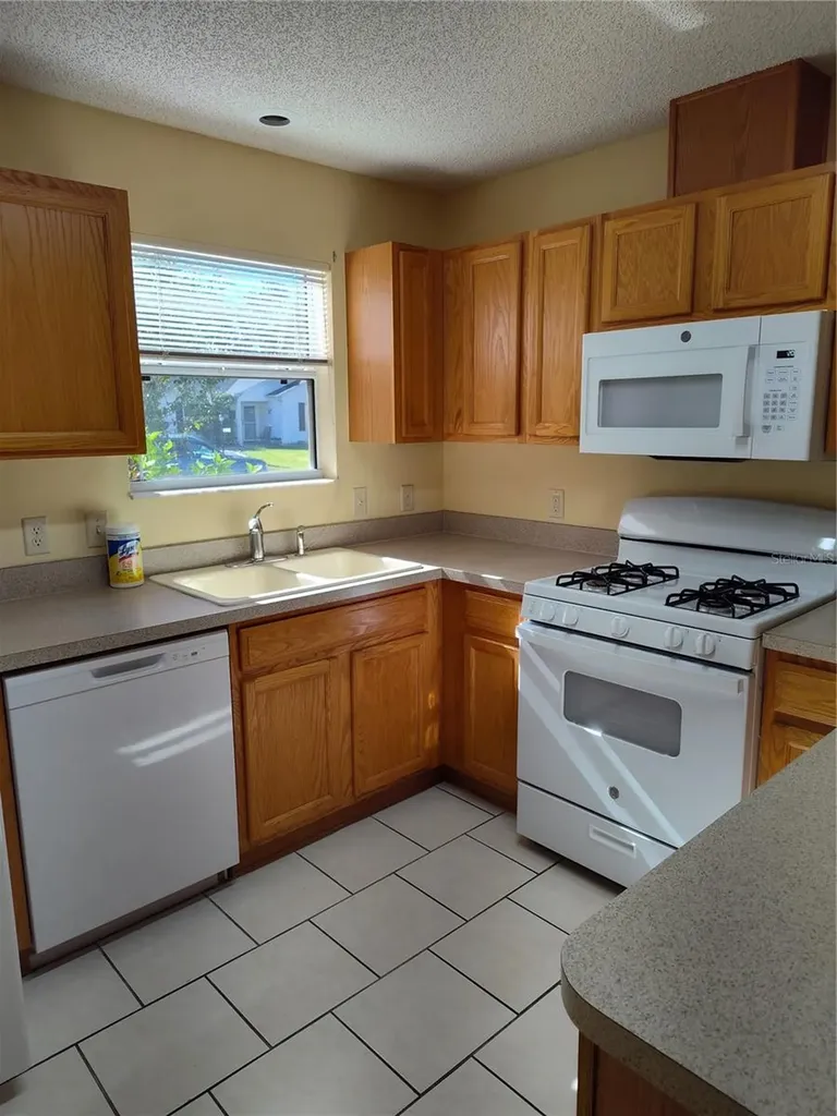 9215 SE 177th Simons Lane The Villages FL 32162