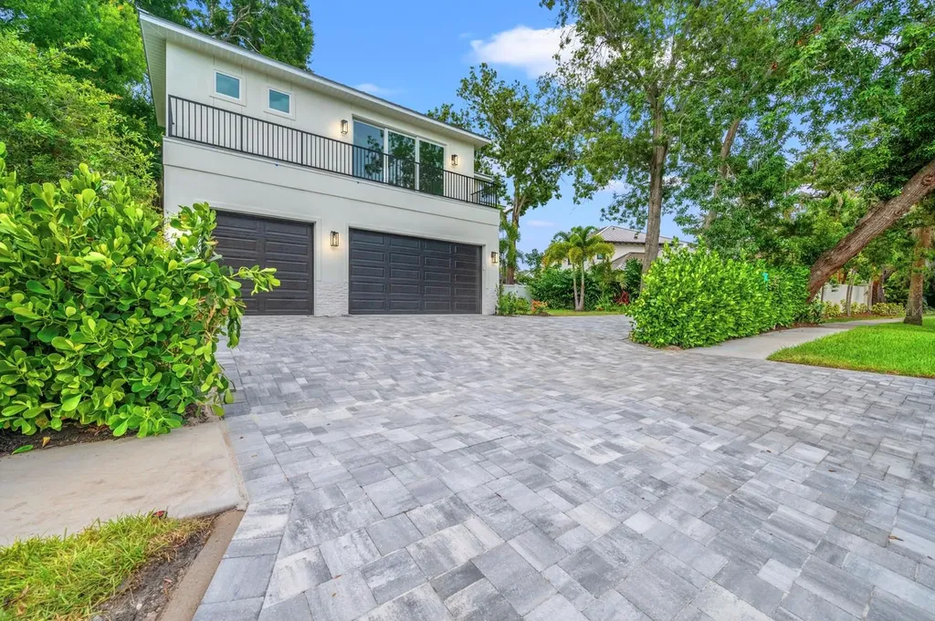 2171 Mcclellan Parkway Sarasota FL 34239