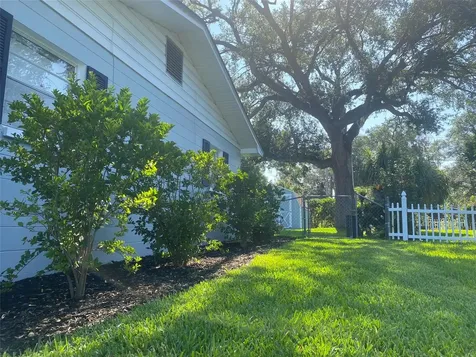1515 Leslie Drive Lakeland FL 33801
