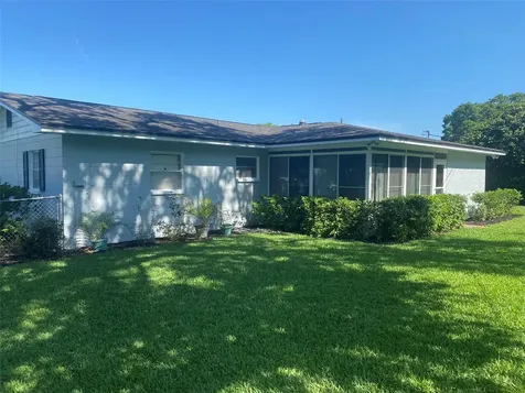 1515 Leslie Drive Lakeland FL 33801