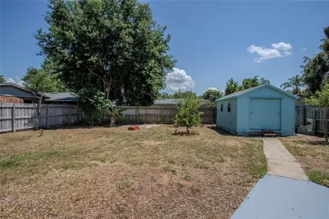 1208 Osceola Avenue Tavares FL 32778