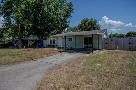 1208 Osceola Avenue Tavares FL 32778