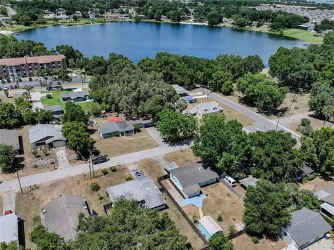 1208 Osceola Avenue Tavares FL 32778