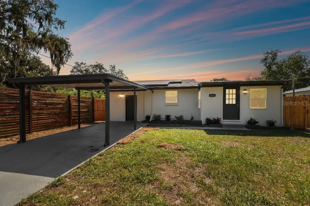 4318 Plum Street Zephyrhills FL 33542