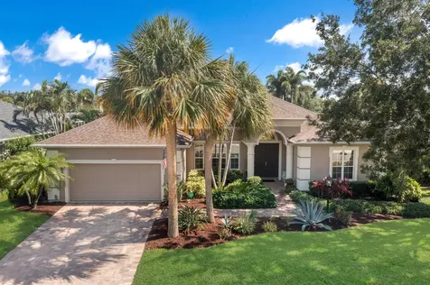 8815 18th Avenue NW Bradenton FL 34209