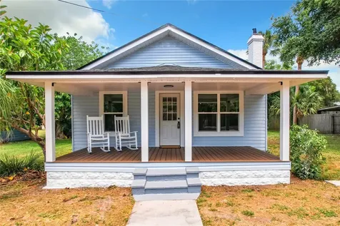 420 N Texas Avenue Tavares FL 32778