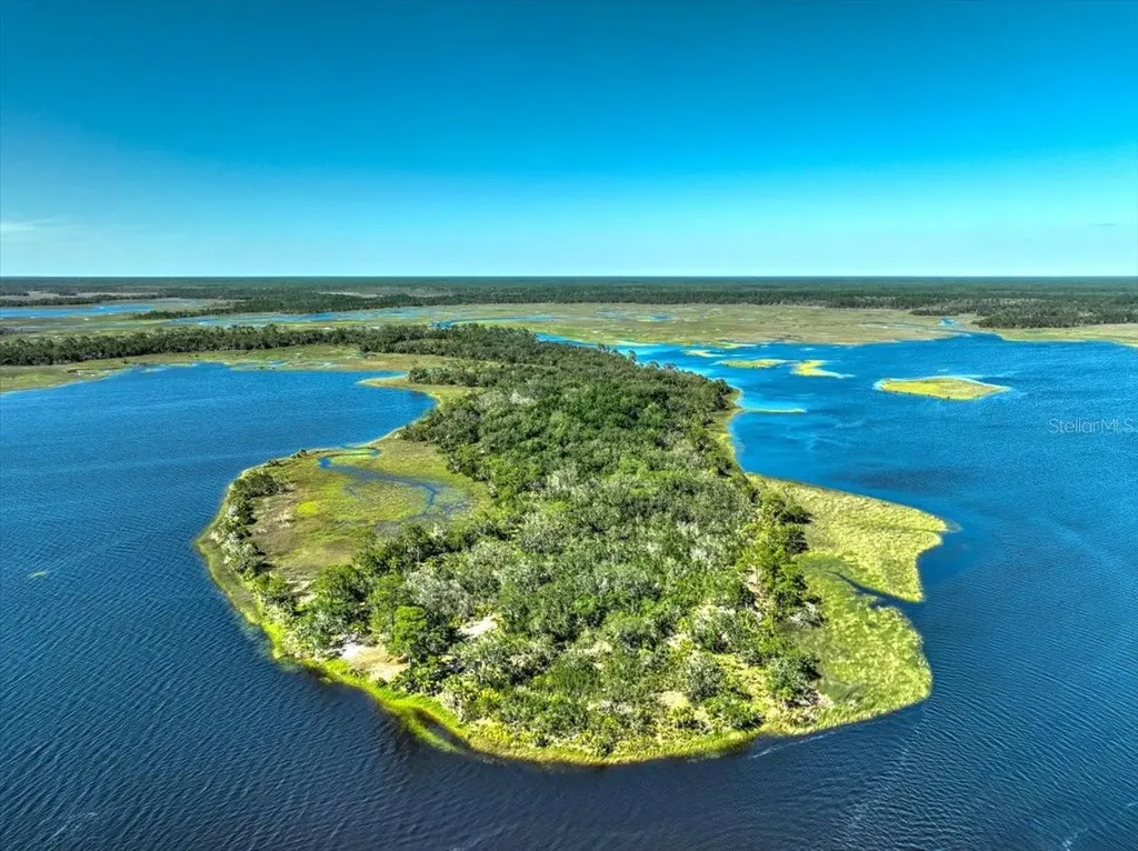 00000 Clark Island Cedar Key FL 32625