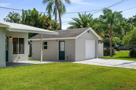 23 Florida Avenue Saint Cloud FL 34769