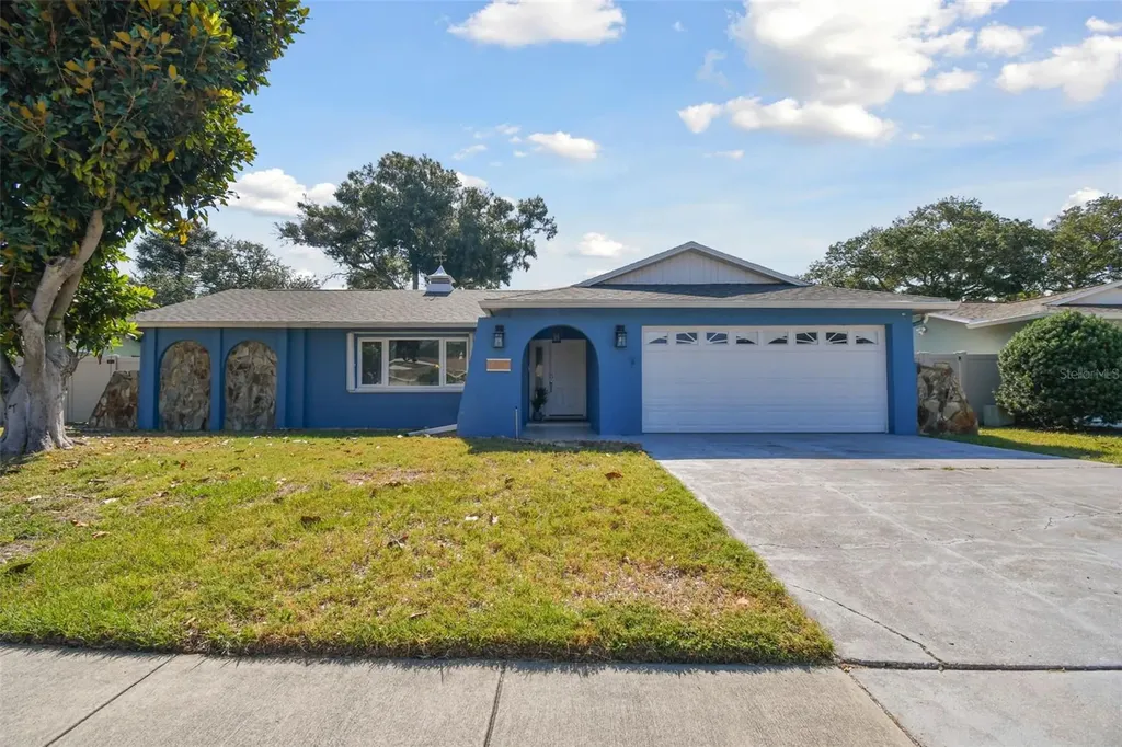 8317 Monarch Circle Seminole FL 33772