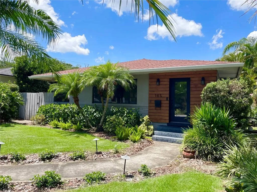 185 28th Avenue N St Petersburg FL 33704