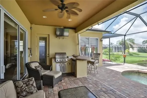 6414 67th Street E Bradenton FL 34203