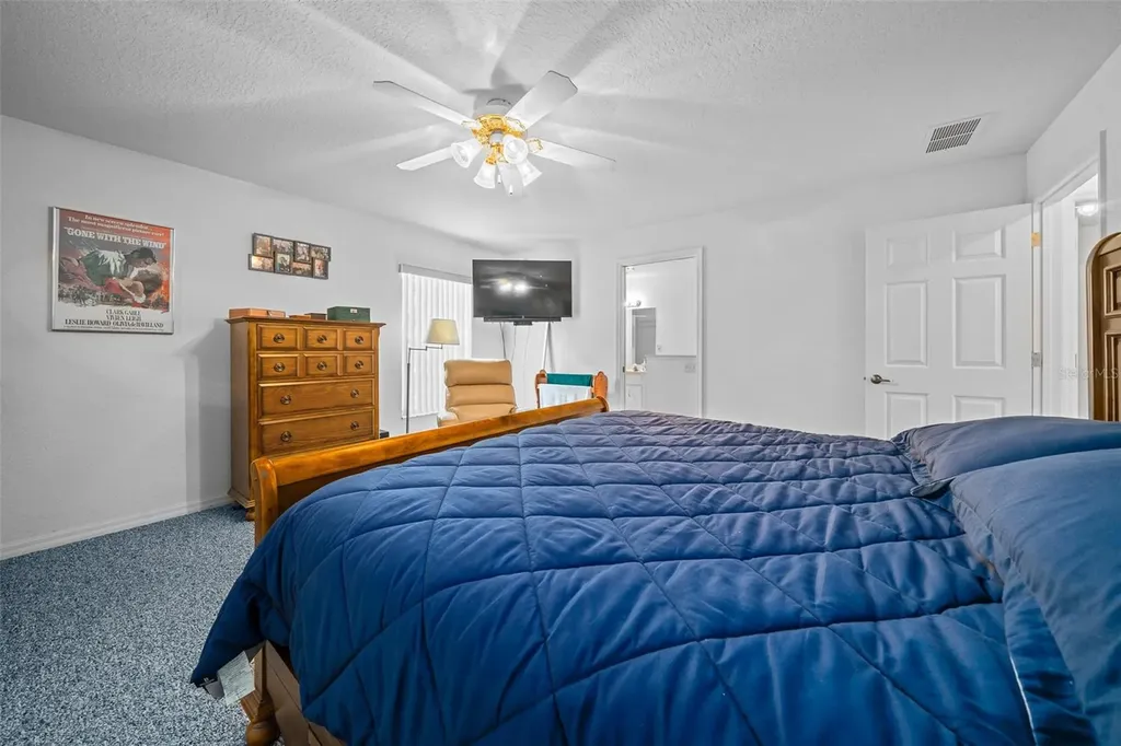 13027 NE 7th Loop Silver Springs FL 34488
