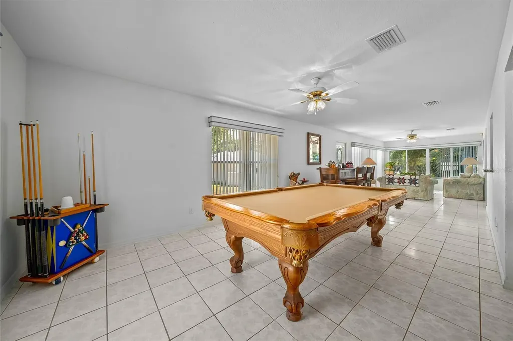 13027 NE 7th Loop Silver Springs FL 34488