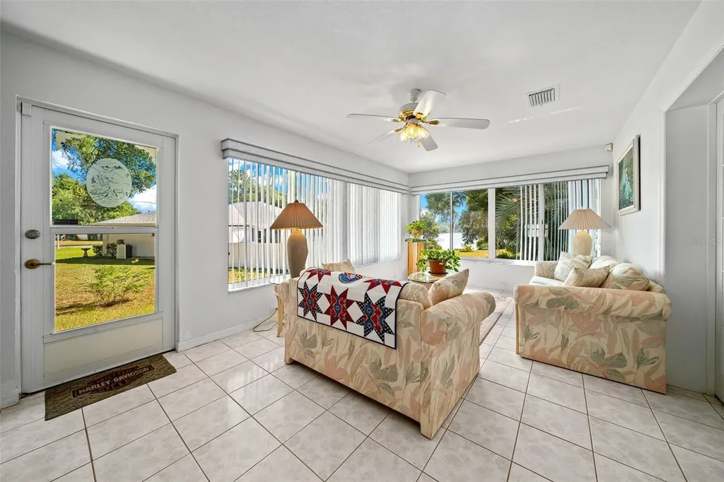 13027 NE 7th Loop Silver Springs FL 34488