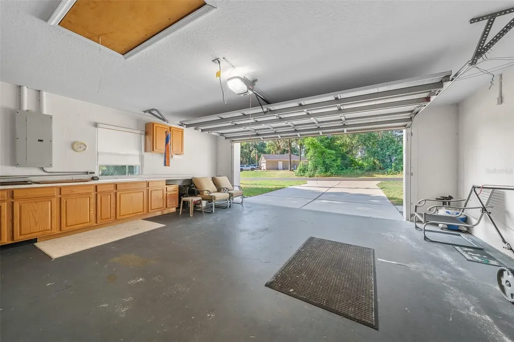 13027 NE 7th Loop Silver Springs FL 34488