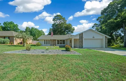 13027 NE 7th Loop Silver Springs FL 34488