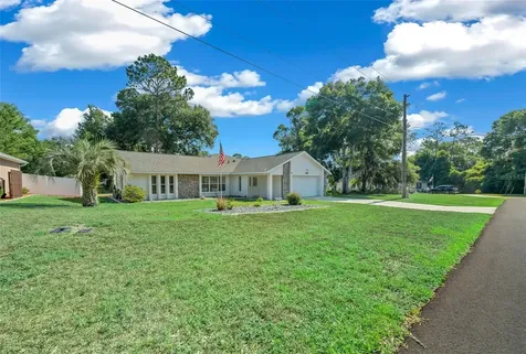 13027 NE 7th Loop Silver Springs FL 34488