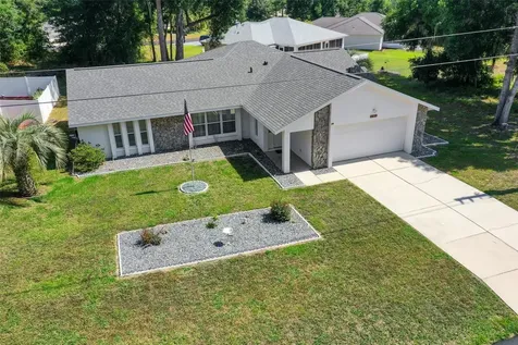 13027 NE 7th Loop Silver Springs FL 34488