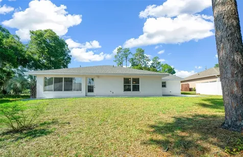 13027 NE 7th Loop Silver Springs FL 34488