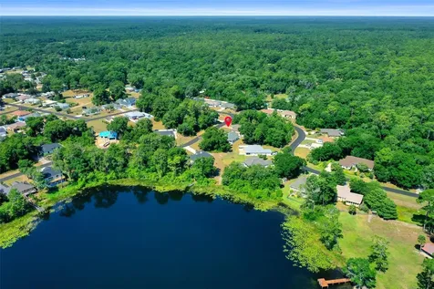 13027 NE 7th Loop Silver Springs FL 34488