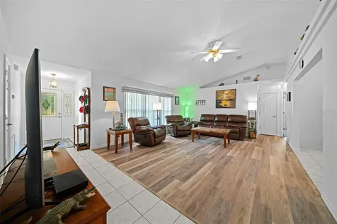 13027 NE 7th Loop Silver Springs FL 34488