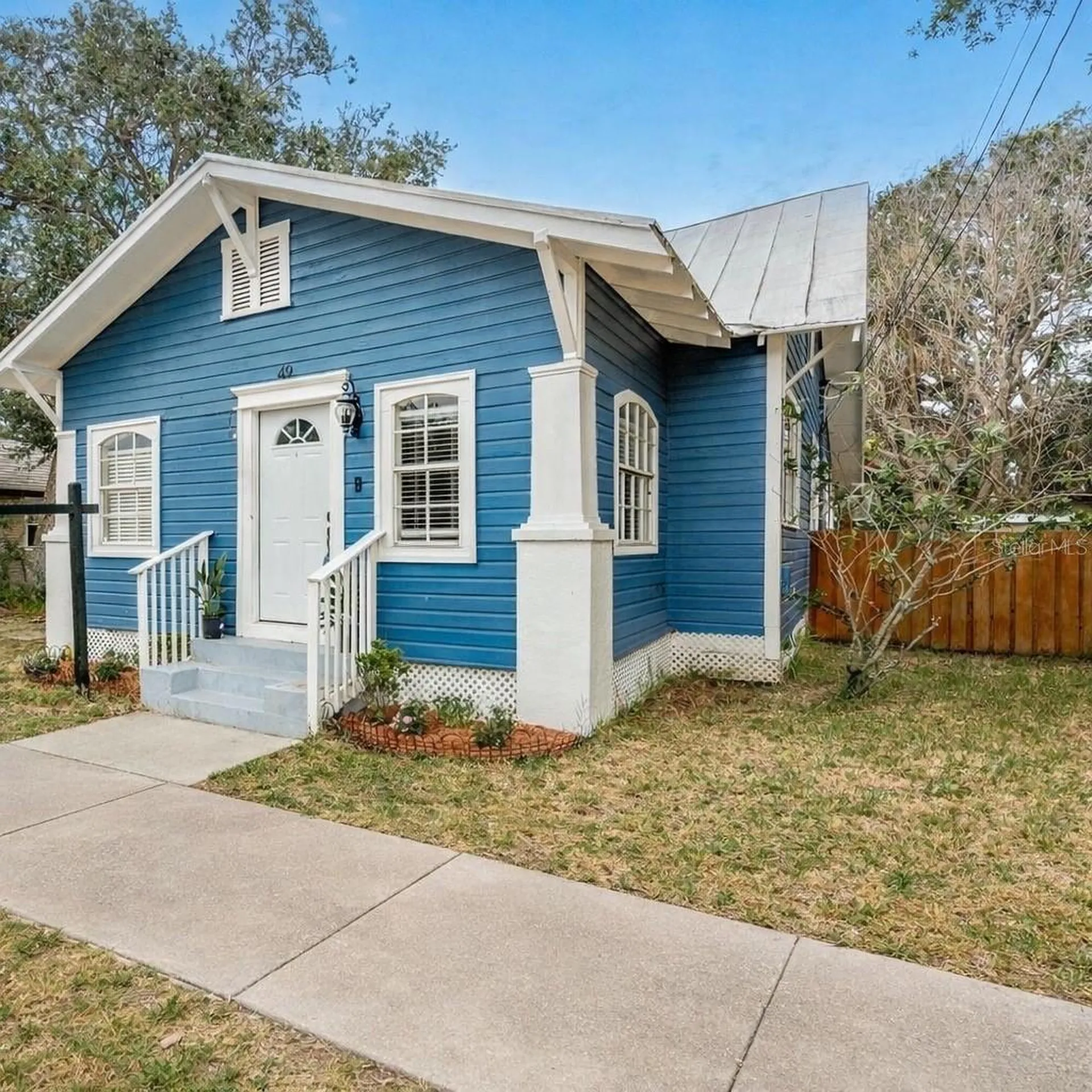 49 W Boyer Street Tarpon Springs FL 34689