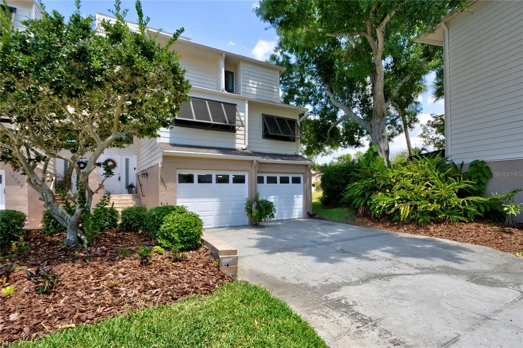 13987 Lake Point Drive Clearwater FL 33762