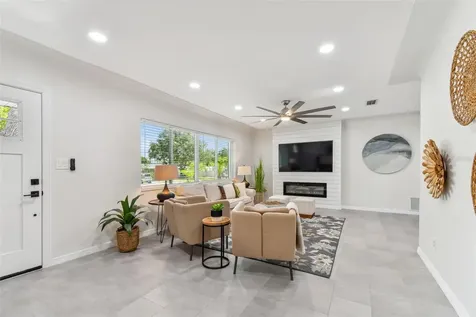 7664 115th Street Seminole FL 33772