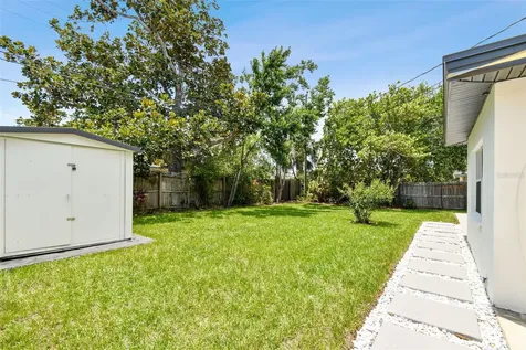 7664 115th Street Seminole FL 33772