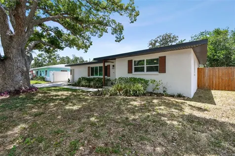 7664 115th Street Seminole FL 33772