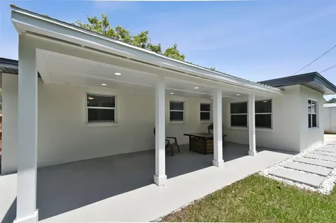 7664 115th Street Seminole FL 33772