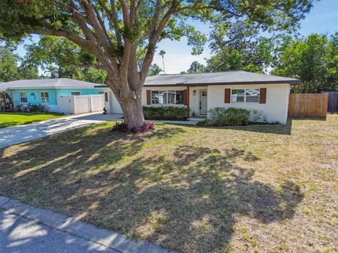 7664 115th Street Seminole FL 33772