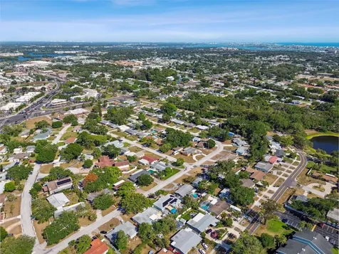 7664 115th Street Seminole FL 33772