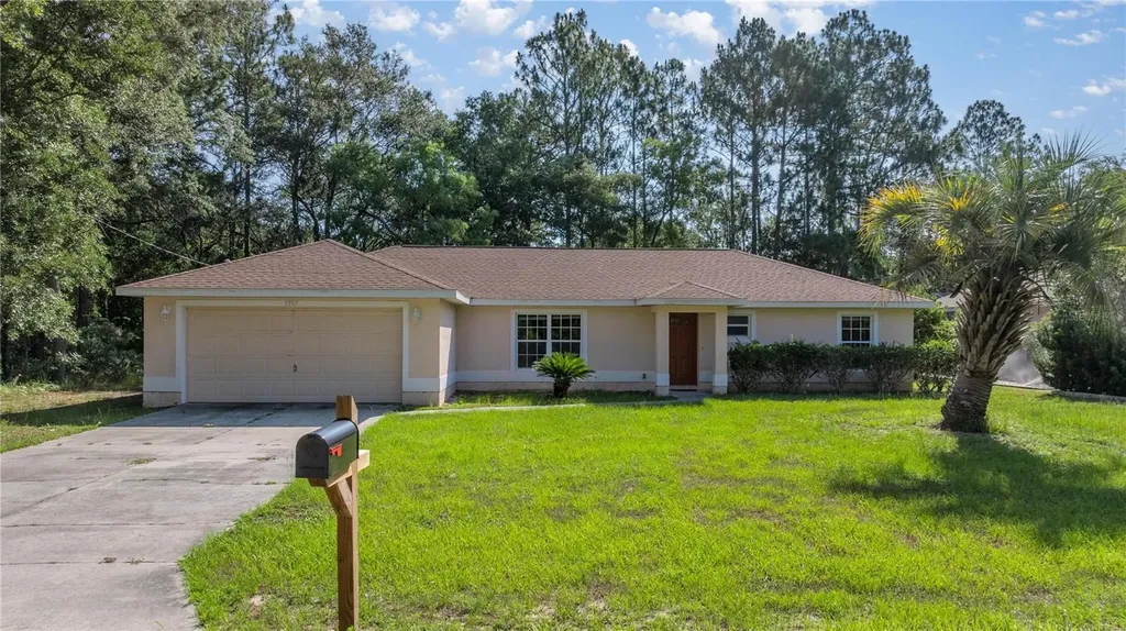 5907 N Summerfield Point Citrus Springs FL 34434