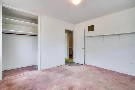 7326 12th Avenue N St Petersburg FL 33710