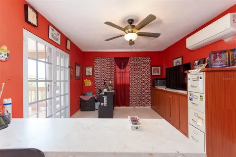 17 Calle Laderas Cayey PR 00736