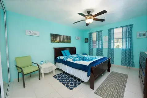 17 Calle Laderas Cayey PR 00736