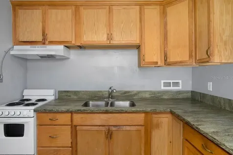 2530 Kingston Street S St Petersburg FL 33711