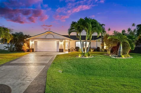 3121 SW 17th Avenue Cape Coral FL 33914